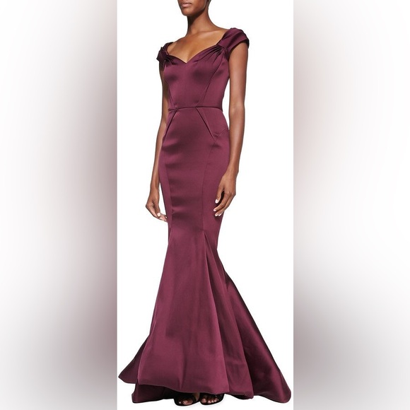 Zac Posen Stretch Duchesse mermaid gown - Picture 2 of 14